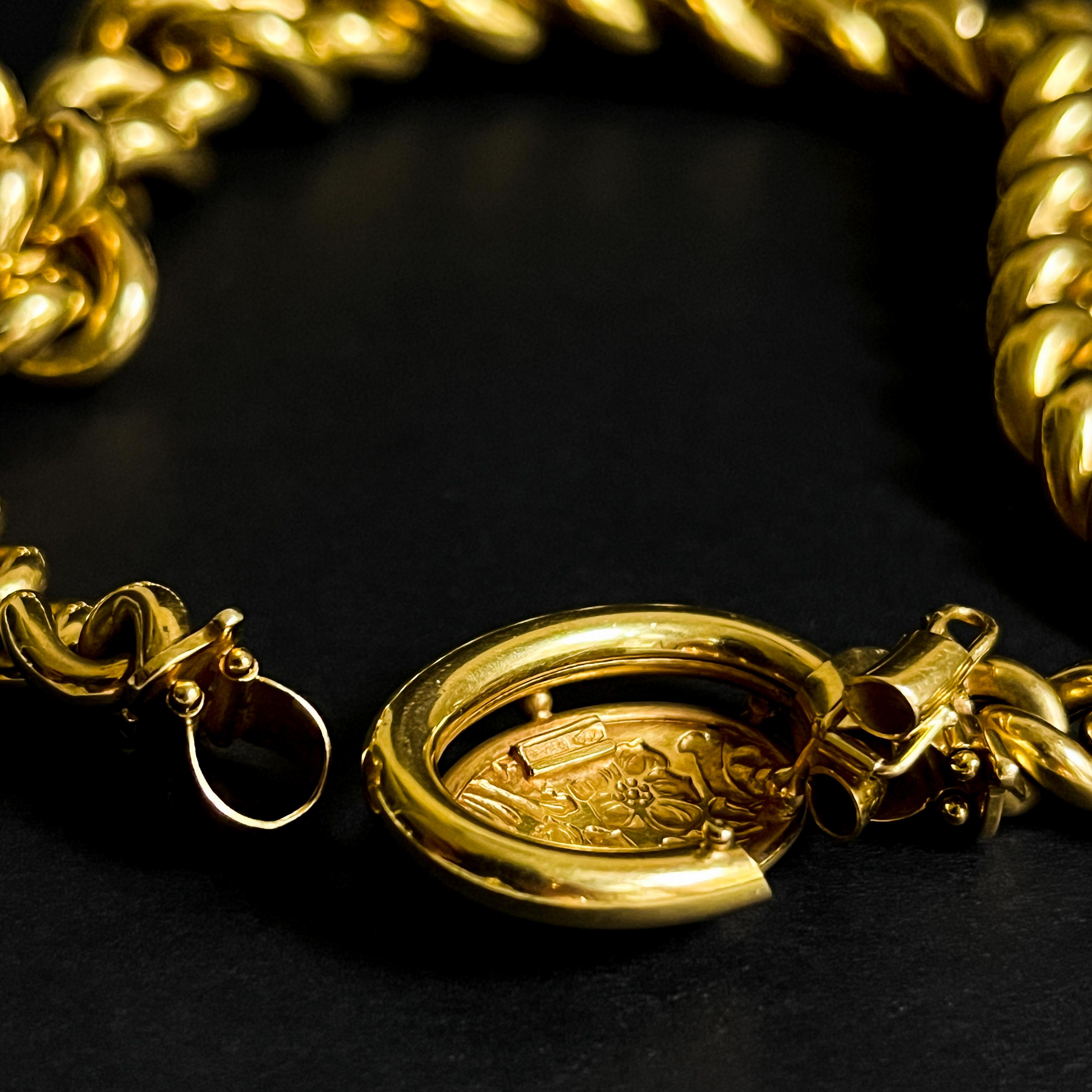 PATRICIA: YELLOW GOLD VINTAGE LINK NECKLACE
