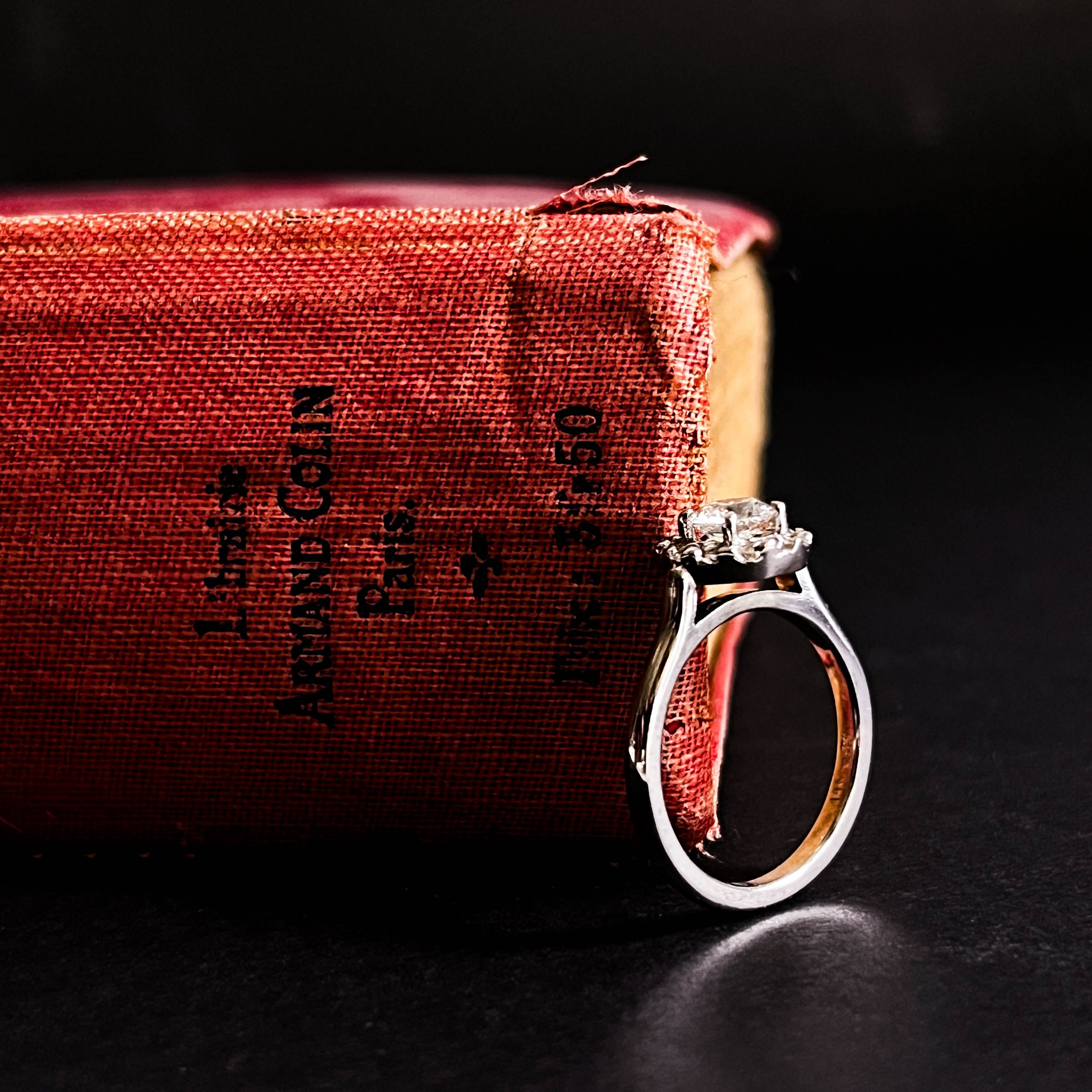 RACHEL: WHITE GOLD DIAMOND ENGAGEMENT RING