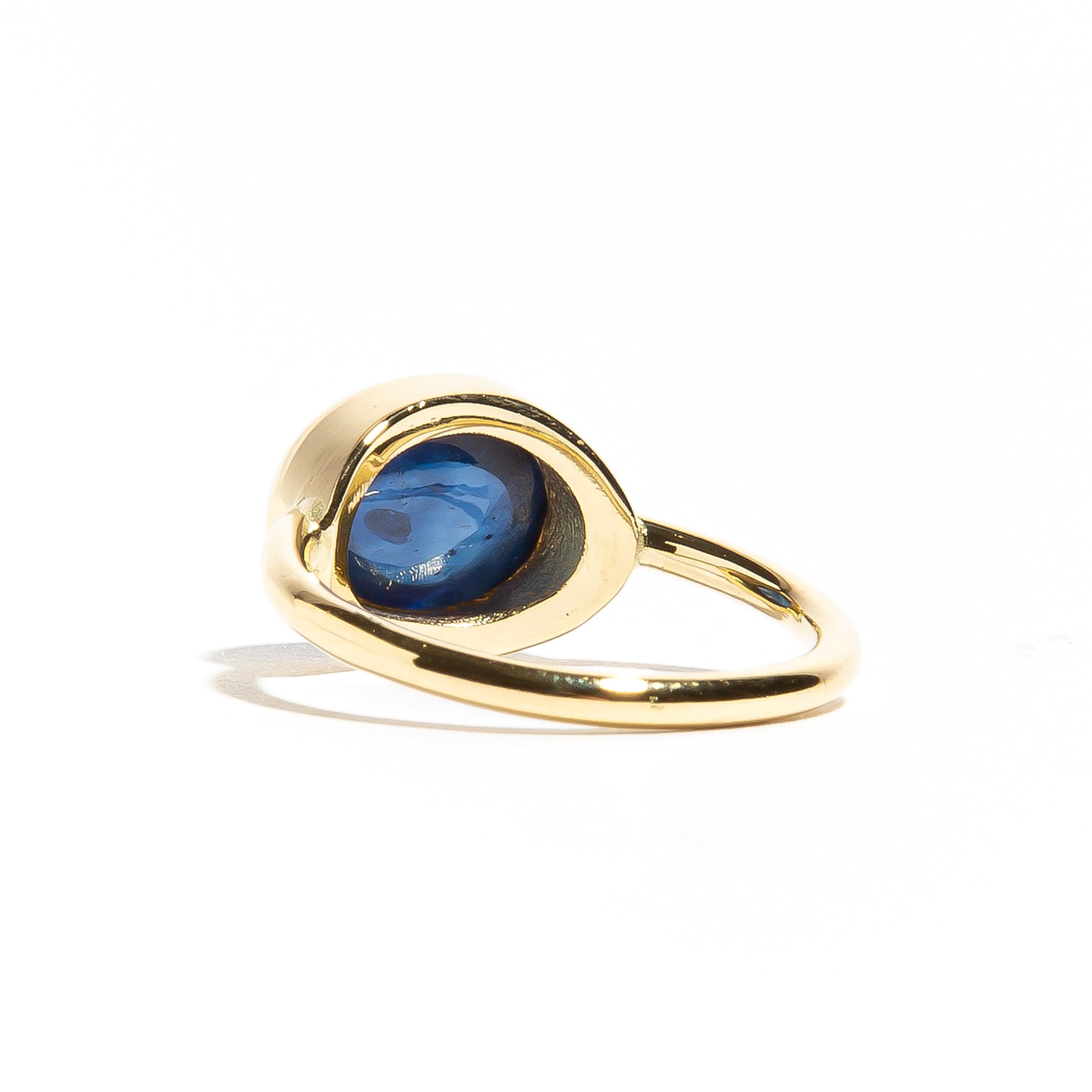 BLUE RASPBERRY: Yellow Gold Oval Blue Sapphire Ring