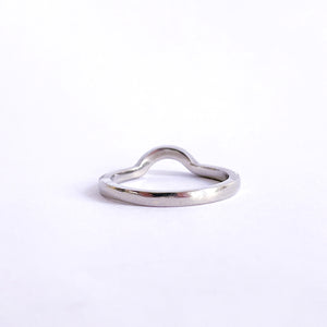 CAMILLE: WHITE GOLD CURVED DIAMOND BAND