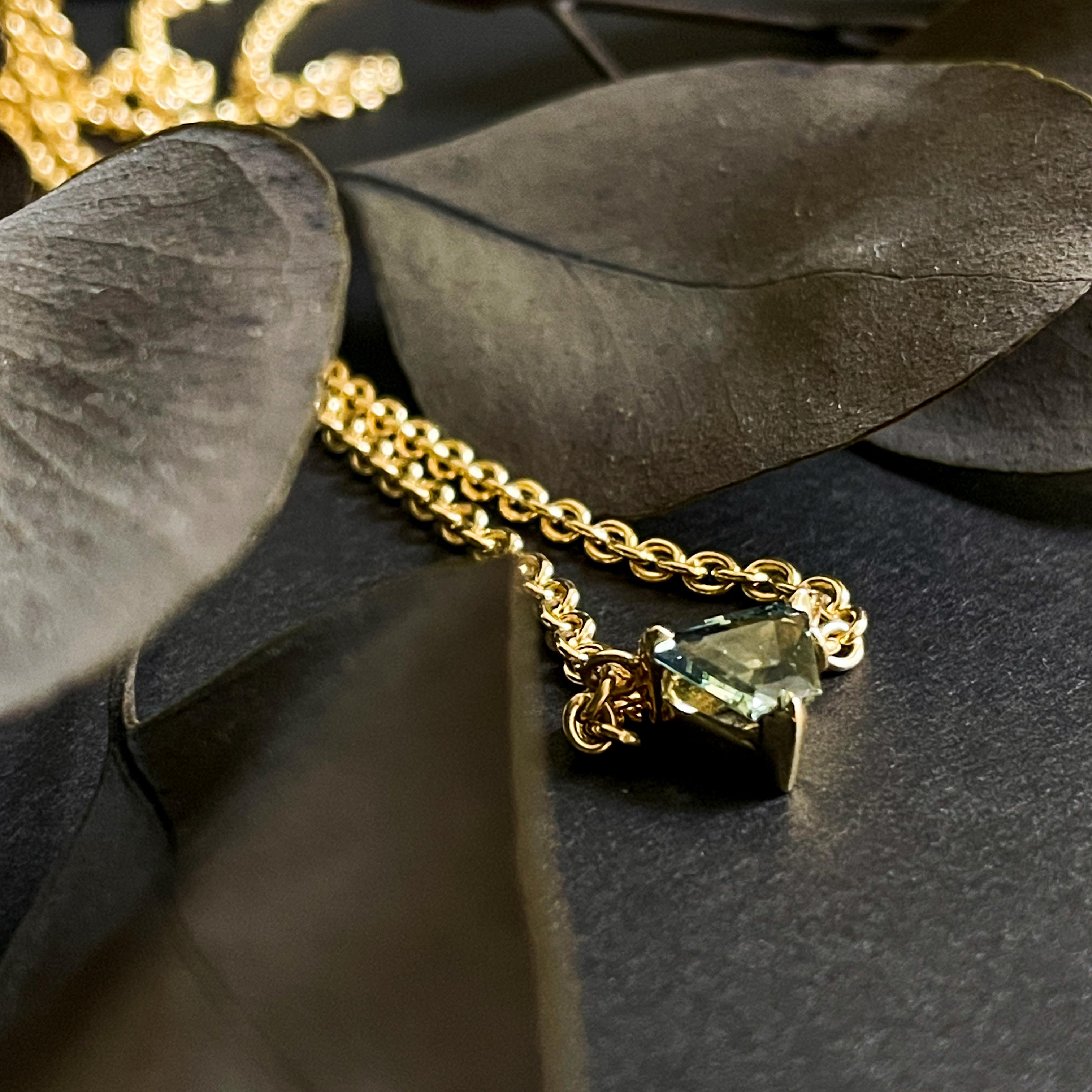 PARKER: Yellow Gold Trapezoid Green Sapphire Necklace