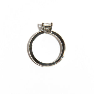 EVERLAST: White Gold Diamond Solitaire Engagement Ring