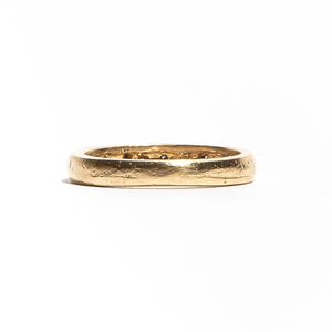 LILITH: Yellow Gold Distressed Style Cognac Diamonds Band